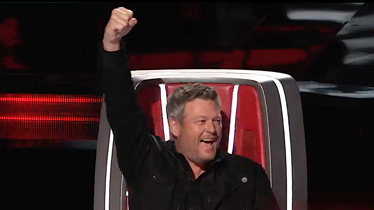 Screenshot of Blake Shelton on The Voice