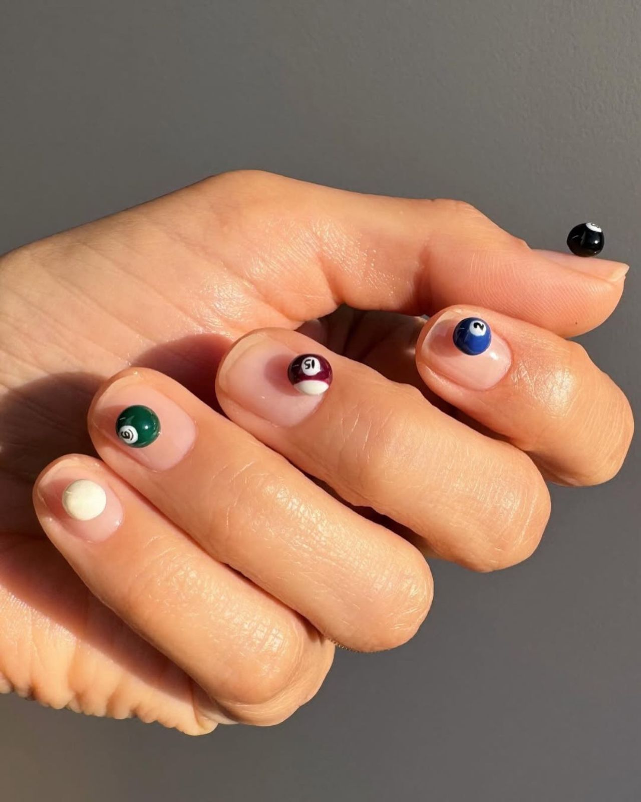 Micro Nail Art Trend @betina_goldstein