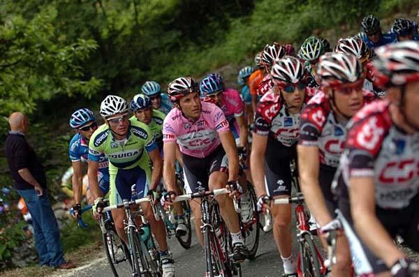 Di Luca and Basso ride together during stage 12