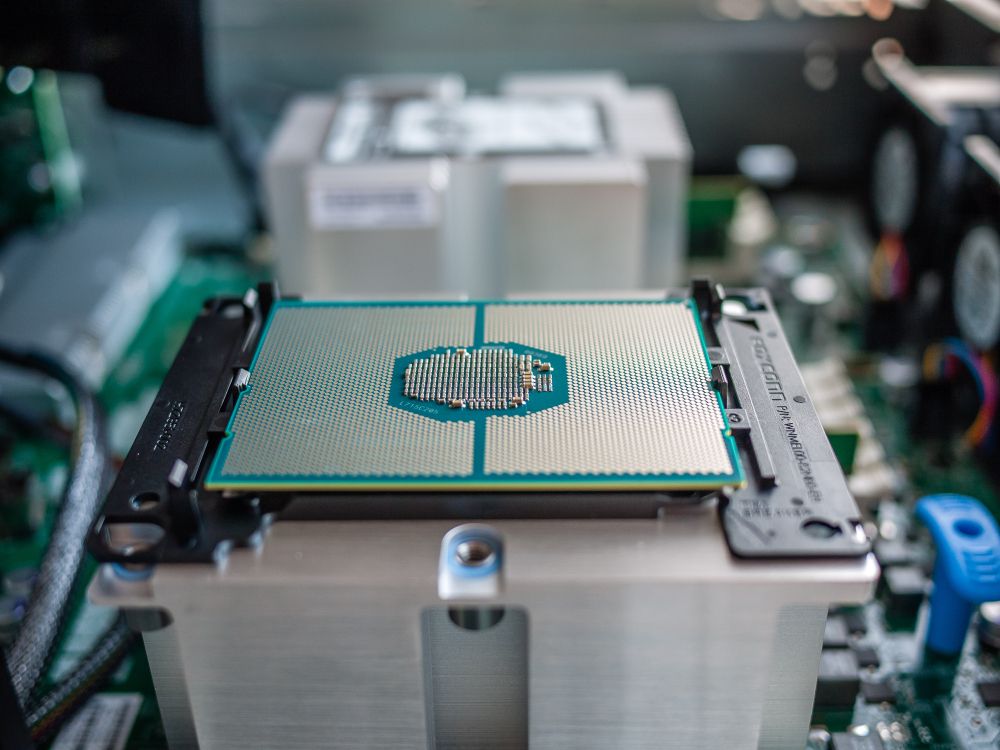 [閒聊] Intel Xeon Ice Lake SP 效能勝過AMD EP