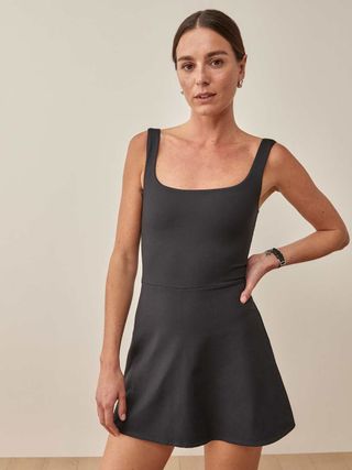 gaxXvC2qJRRwAXfuvHL33F-320-80 15 قطعة Activewear الأنيقة يمكنك ارتداءها خارج صالة الألعاب الرياضية