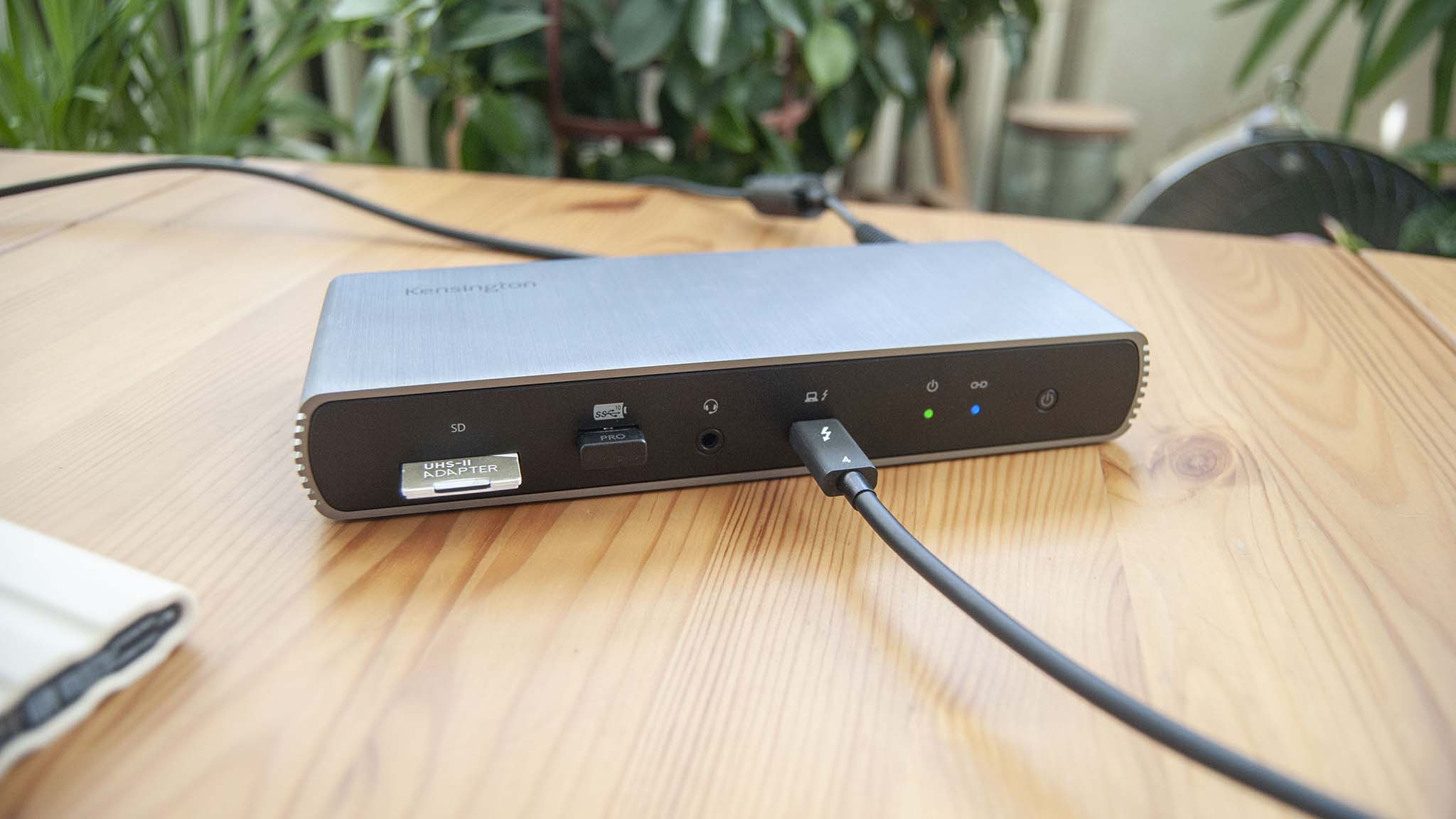 Kensington SD5760T Thunderbolt 4 Dock review: Only great on paper