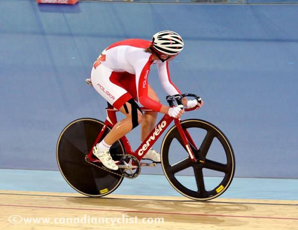 Malgorzata Wojtyra (Poland) spent a lot of time off the front to win the points race in the women's omnium