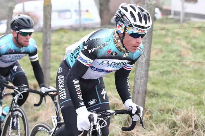 Sylvain Chavanel (OPQS) had two different, clashing scarves to stay warm