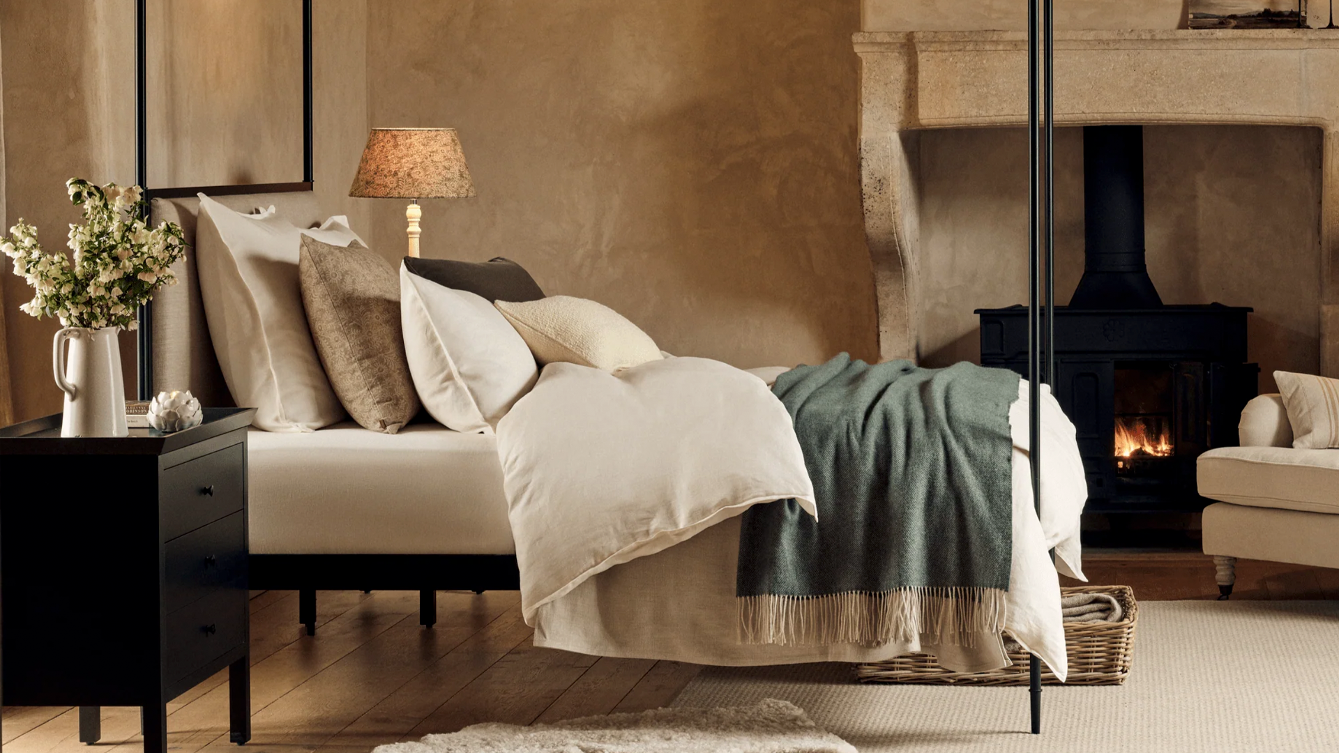 Moss Green: The Earthy, Organic Shade Defining Interiors 2026