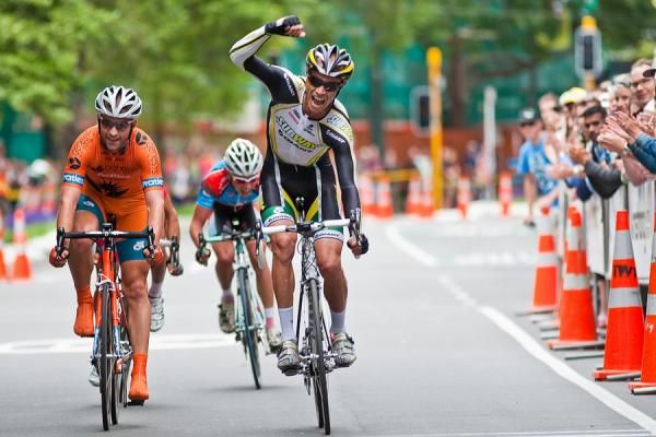 Westley Gough (Subway Pro Cycling) wins the final stage ahead of Nathan Earle (Genesys Wealth Advisers).