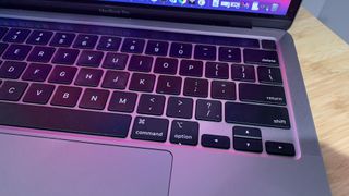 Apple MacBook Pro (13-inch, M1, 2020)