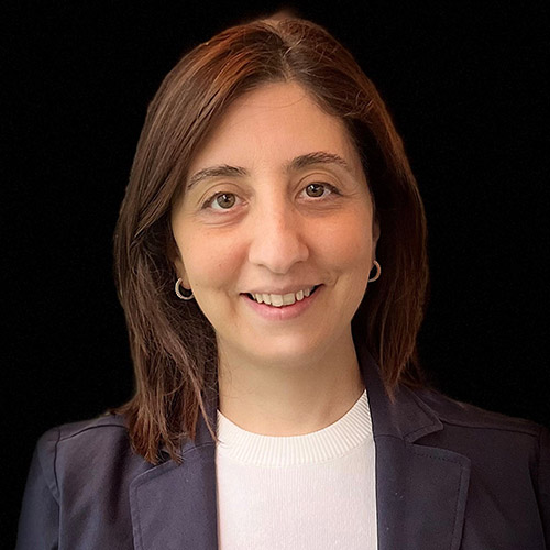 Caroline Injoyan, Matrox