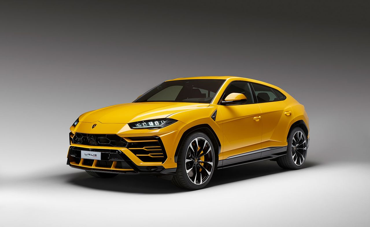 Lamborghini Urus exterior view