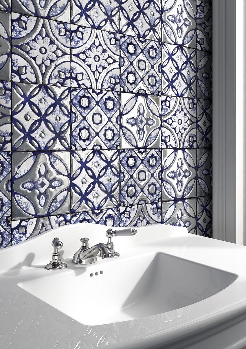 How To Choose Tiles For A Small Bathroom Design Tips To Help Open