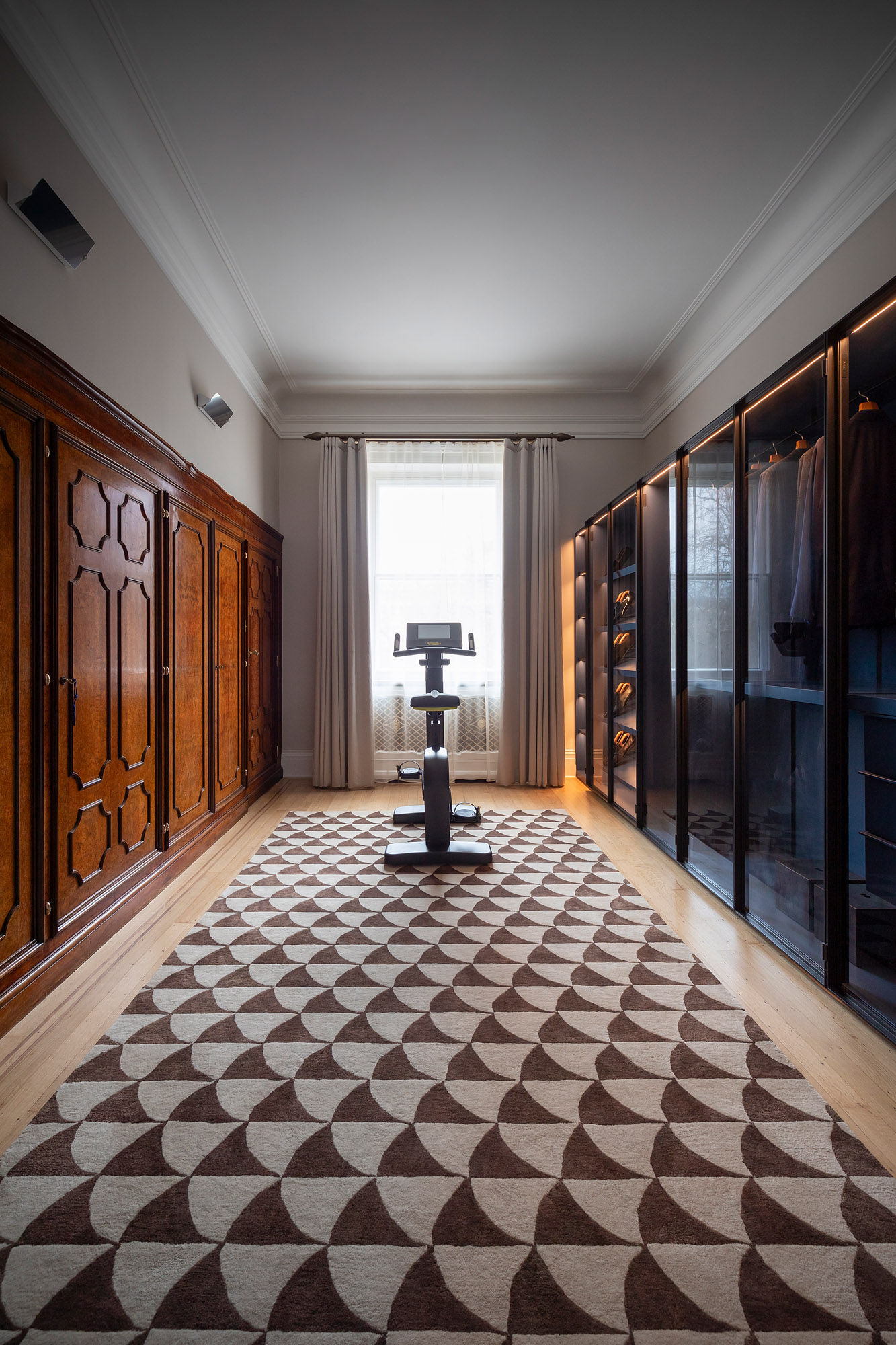 Interior design of the Italian ambassador's residence in London by Nick Vinson