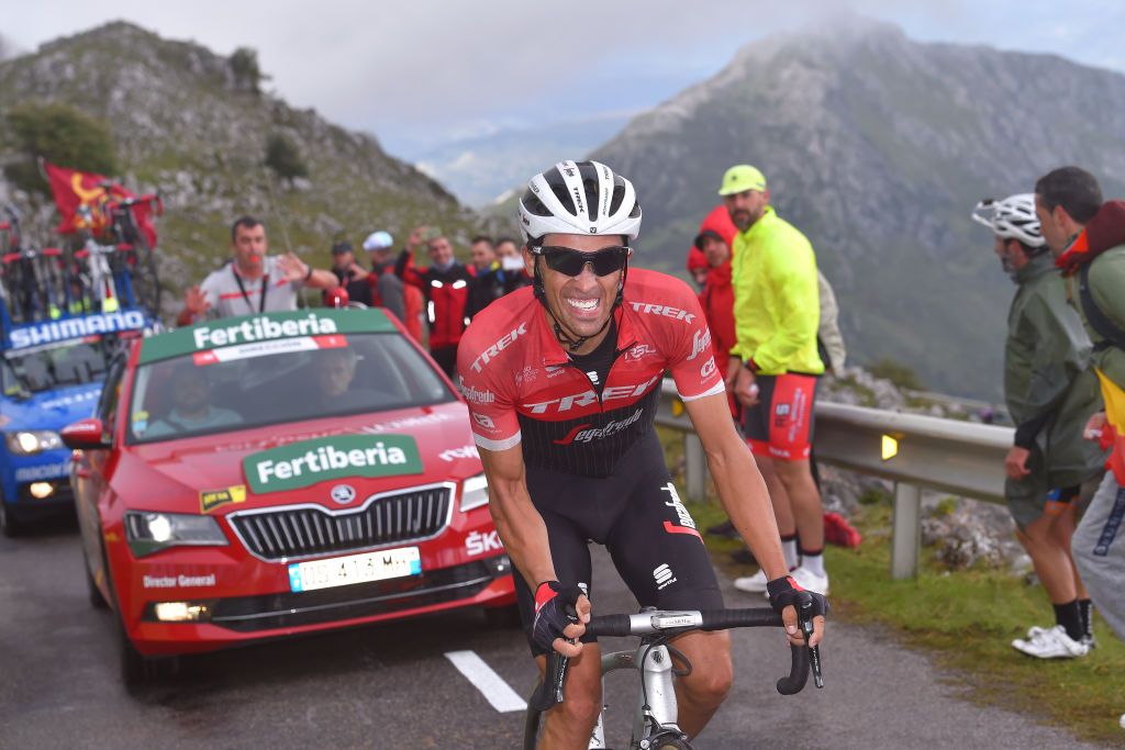 Alberto Contador wins on the Angliru in 2017