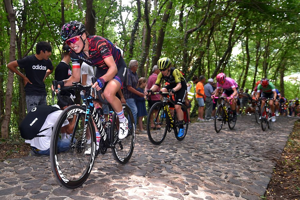 Kasia Niewiadoma (Canyno-SRAM) on the climb during stage 7 at the Giro Rosa