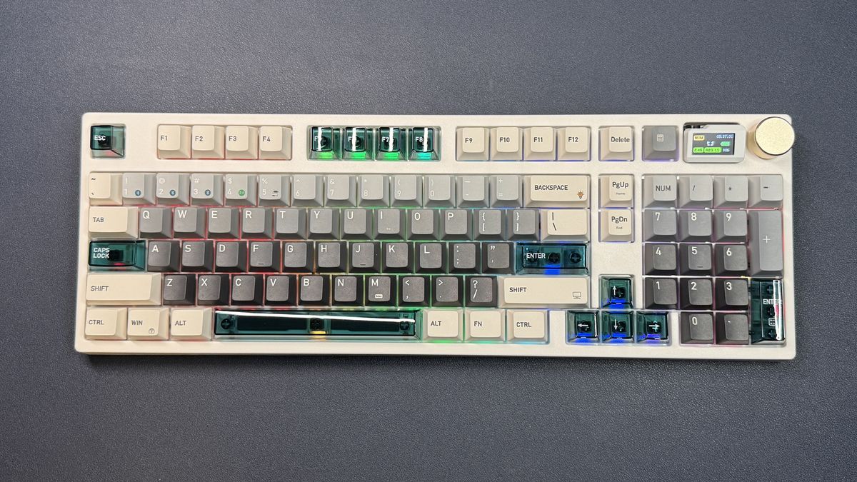 This mechanical keyboard’s got a built-in calculator and plenty else to offer.