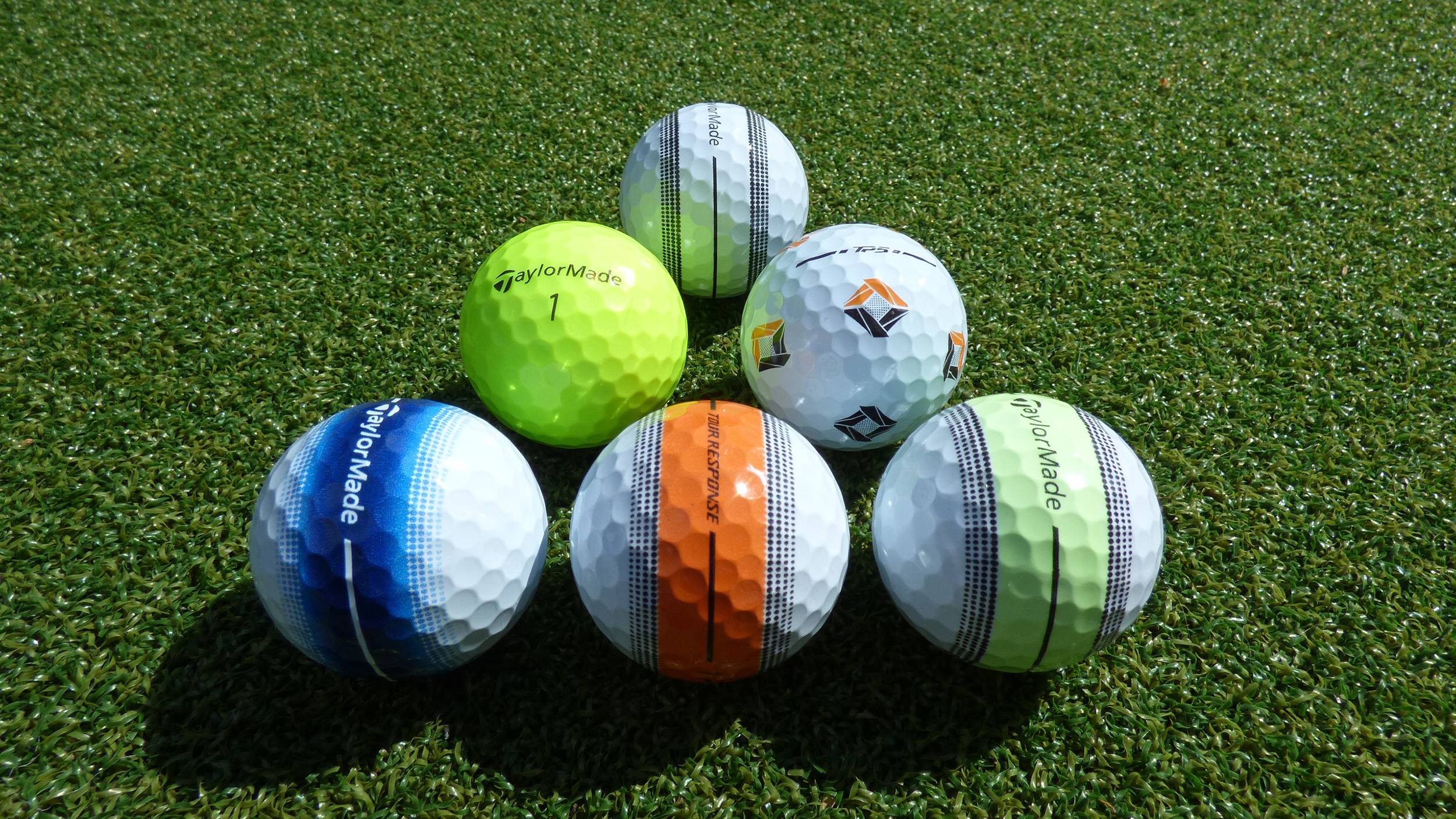 TaylorMade vis-tech design golf balls