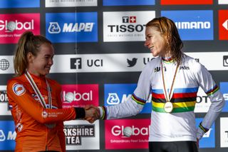 Annemiek van Vleuten and Anna van der Breggen on the podium in Yorkshire