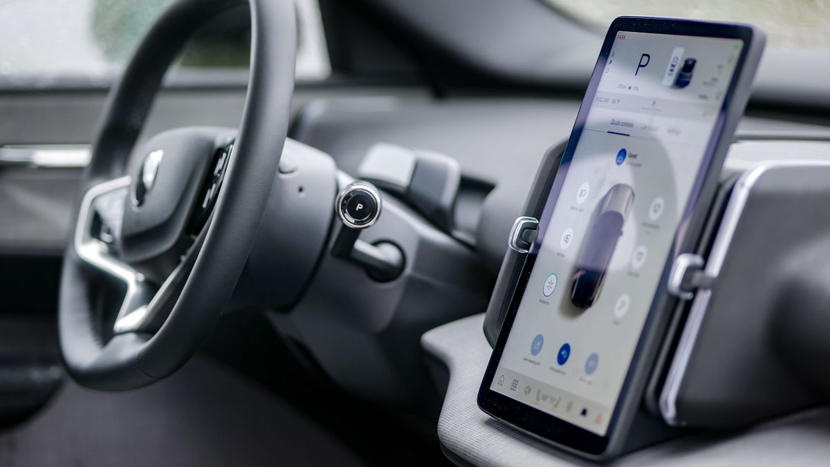 2025 Volvo EX30 test drive.