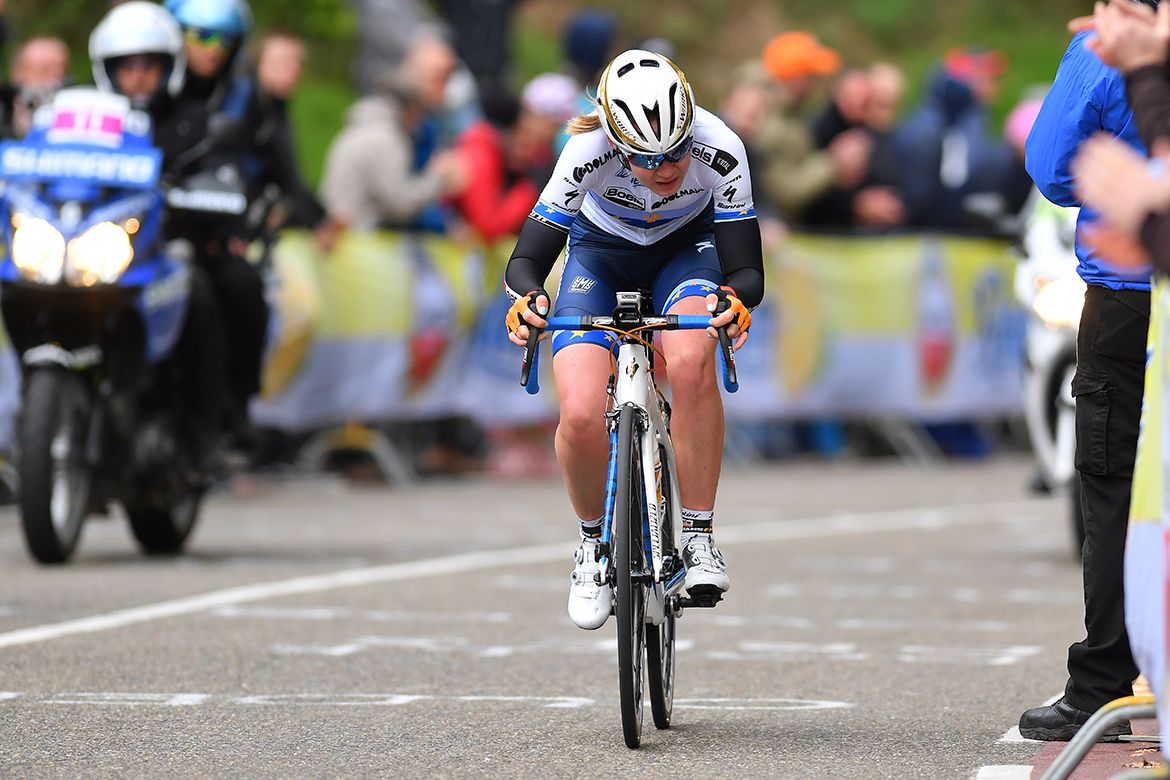 Anna van der Breggen going solo on the Cauberg