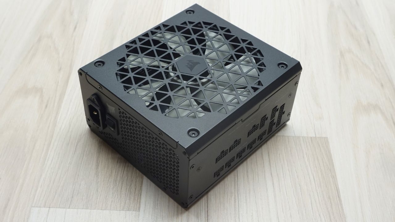 Corsair RM850x Shift 850W ATX 3.1
