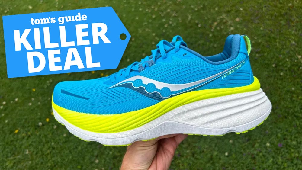 a photo of the Saucony Hurricane 24