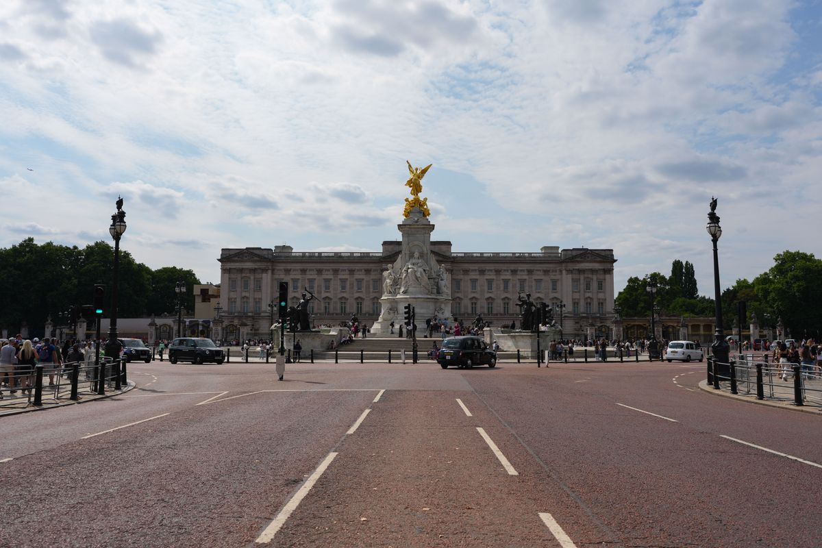 Buckingham Palace seen from the mall in London