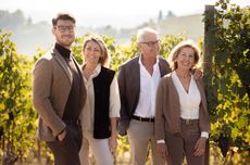 MDB_Abona-family.jpg