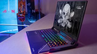 Asus ROG Strix Nyjah Huston Special Edition