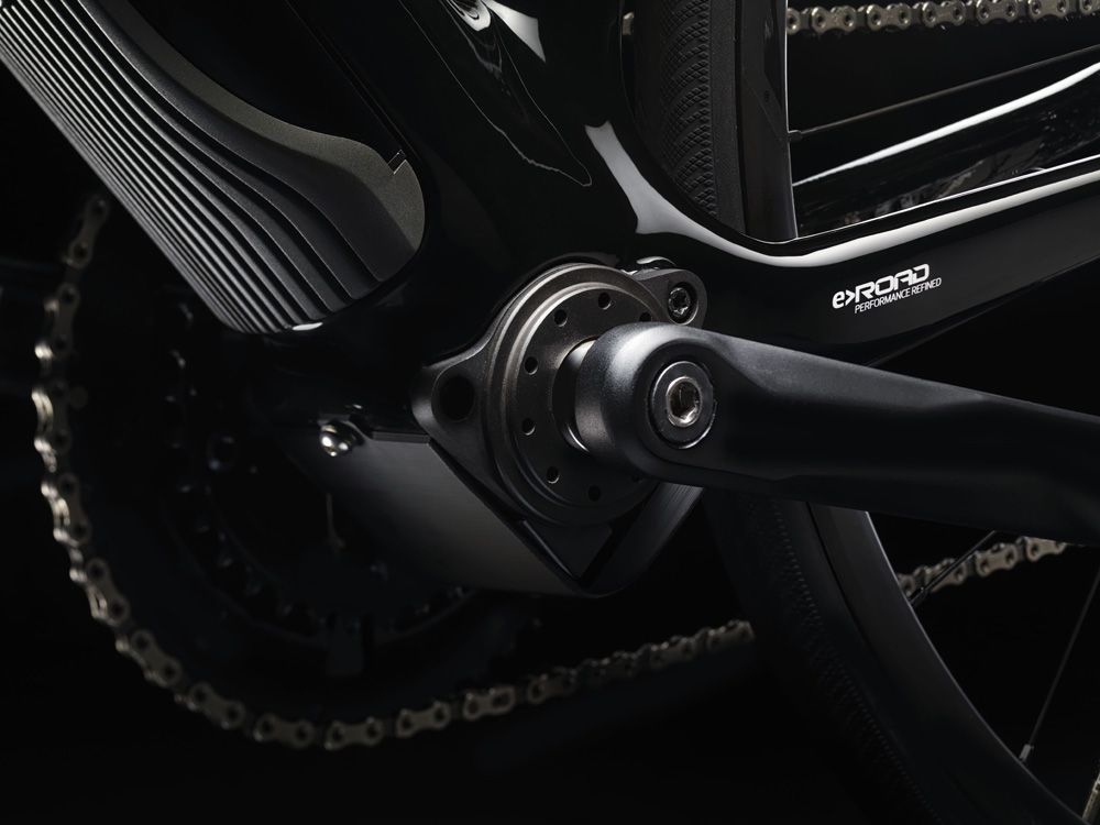 The chunky bottom bracket area