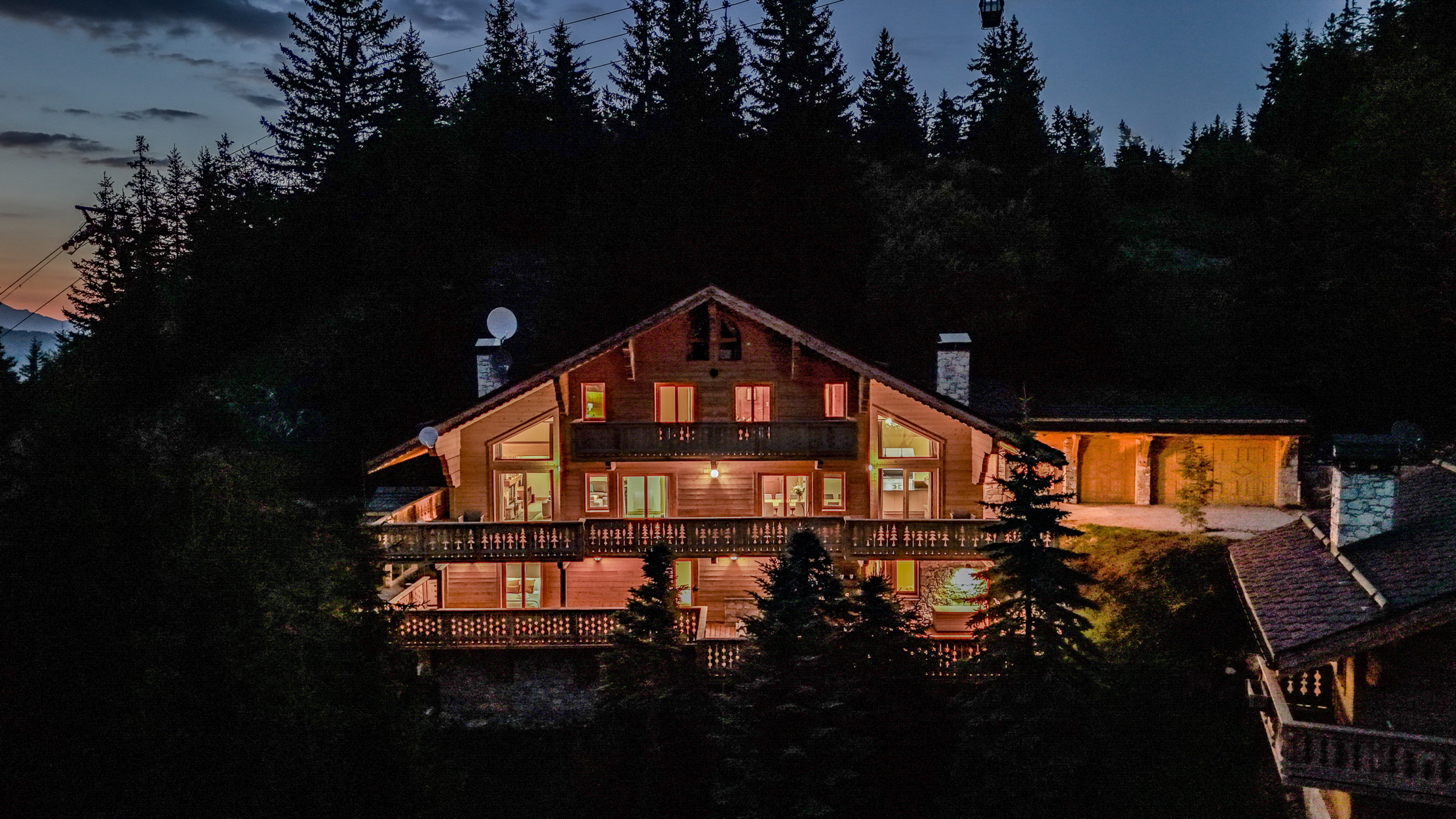 Images of the glorious chalet genepi