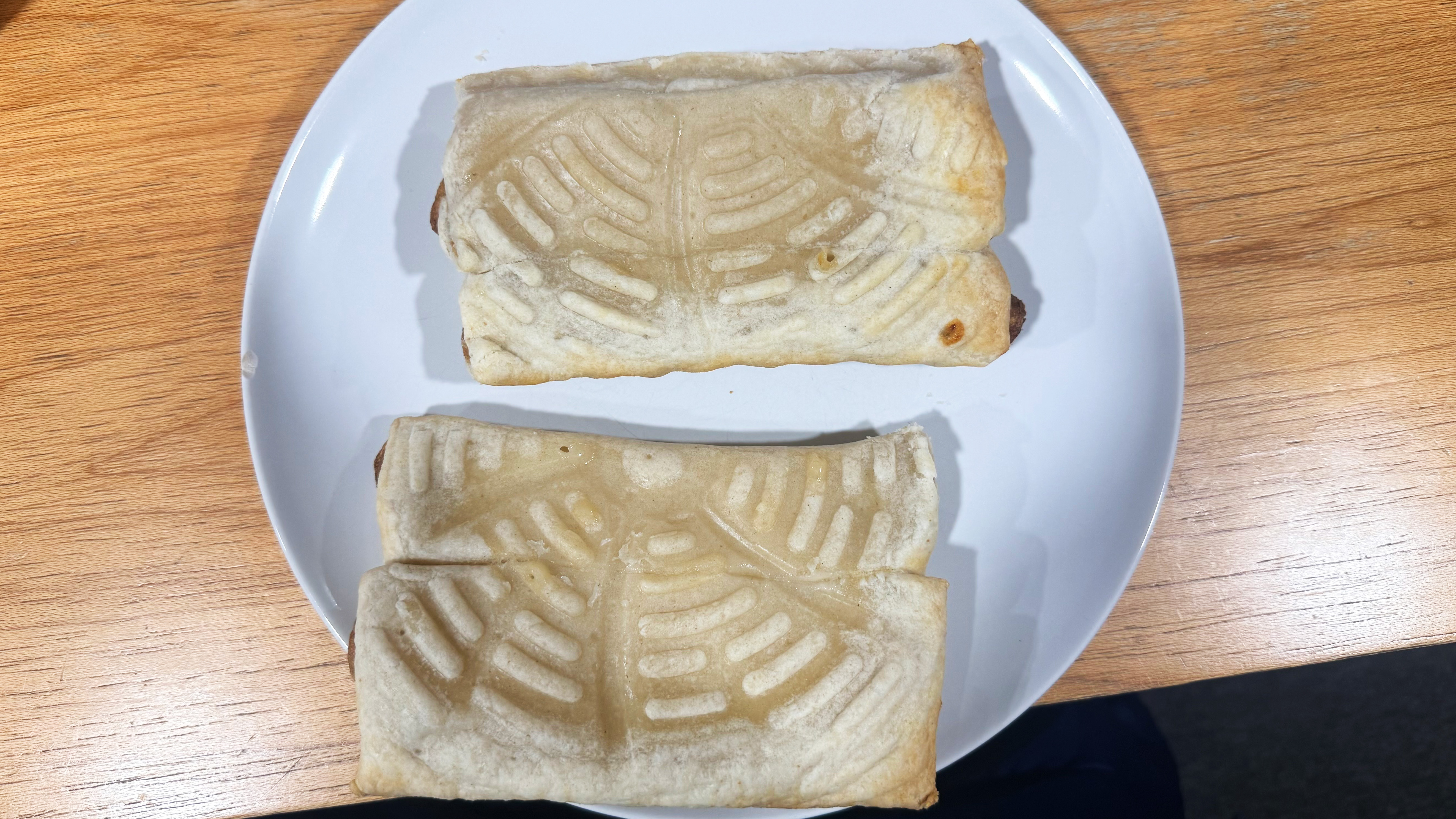 photograph of food cooked in the kismile roasti glass bowl air fryer