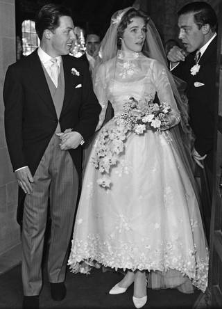 The wedding of Julie Andrews and Tony Walton at St Mary Oatlands Church, Weybridge, Surrey, 10th May 1959