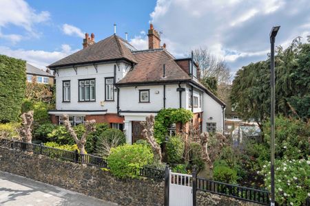 Lovelace Road, Dulwich, Knight Frank