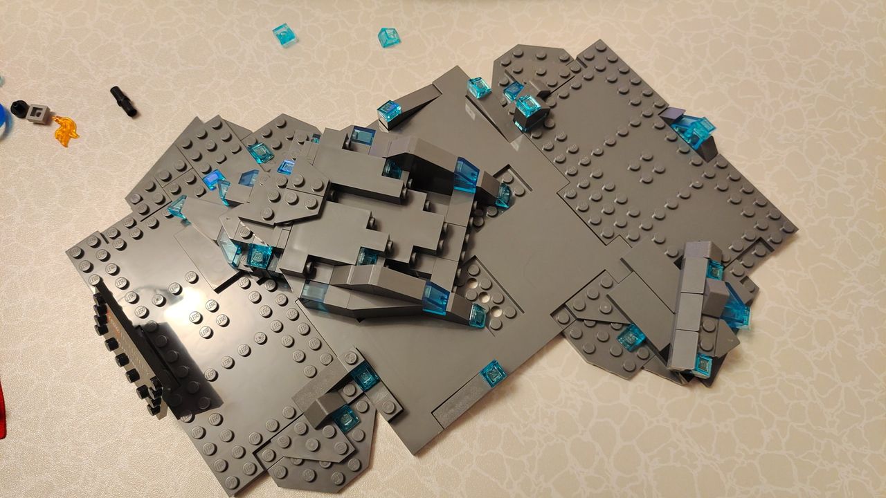 Lego Marvel Thor&rsquo;s Hammer 76209_Stand close up 1