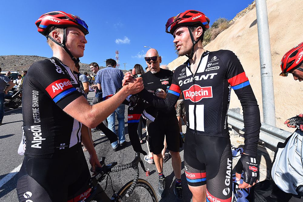 Tom Dumoulin and Zico Waetens at the finish