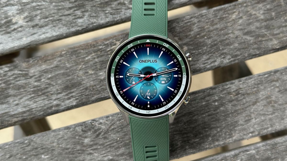 Top-down view of the OnePlus Watch 2R display.