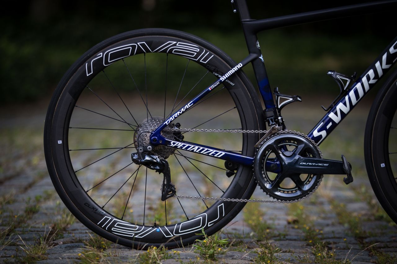 The team runs Shimano Dura-Ace R9150 drivetrains
