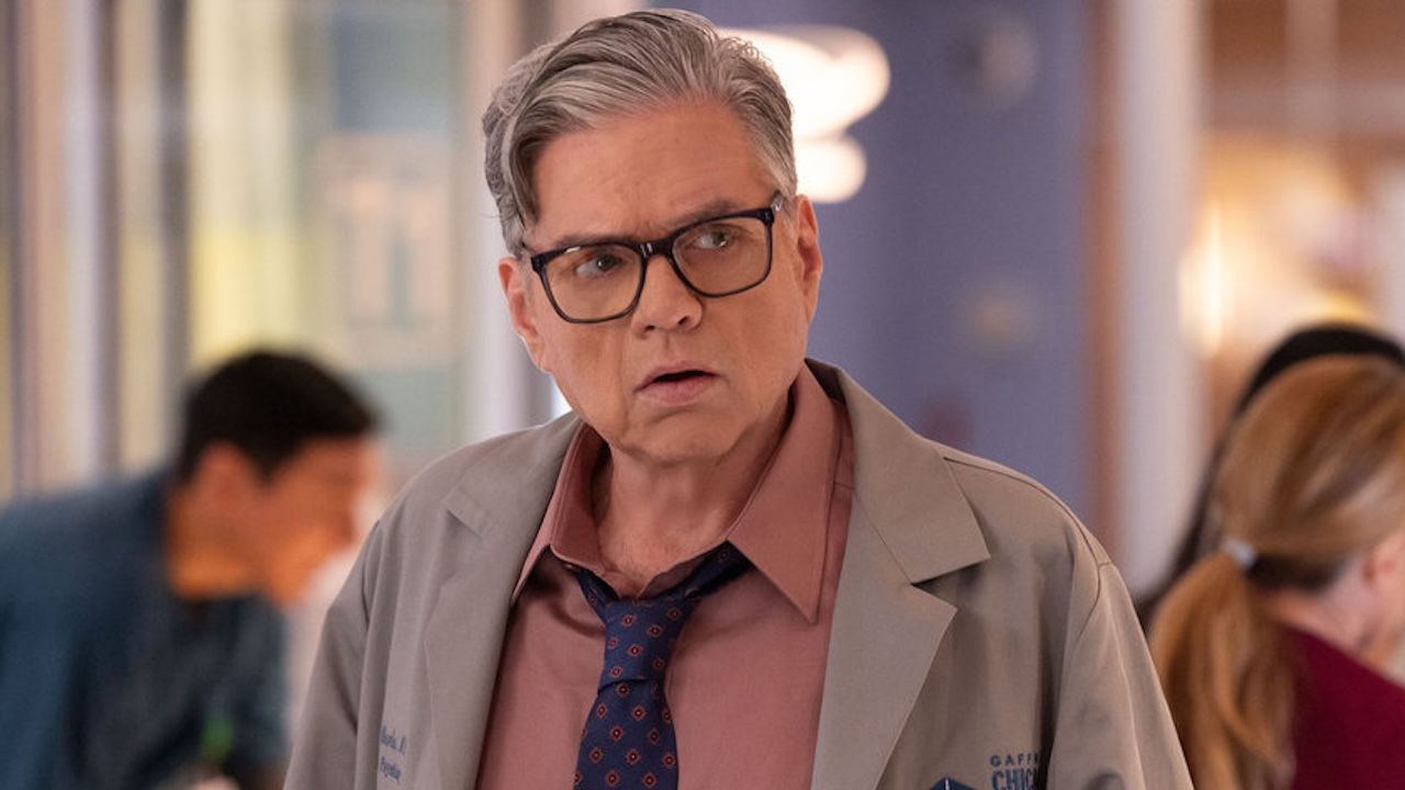 Chicago Med’s Oliver Platt Previews Dr. Charles Having The ‘Worst Day’ Of His Life In ‘Disastrous’ New Episode