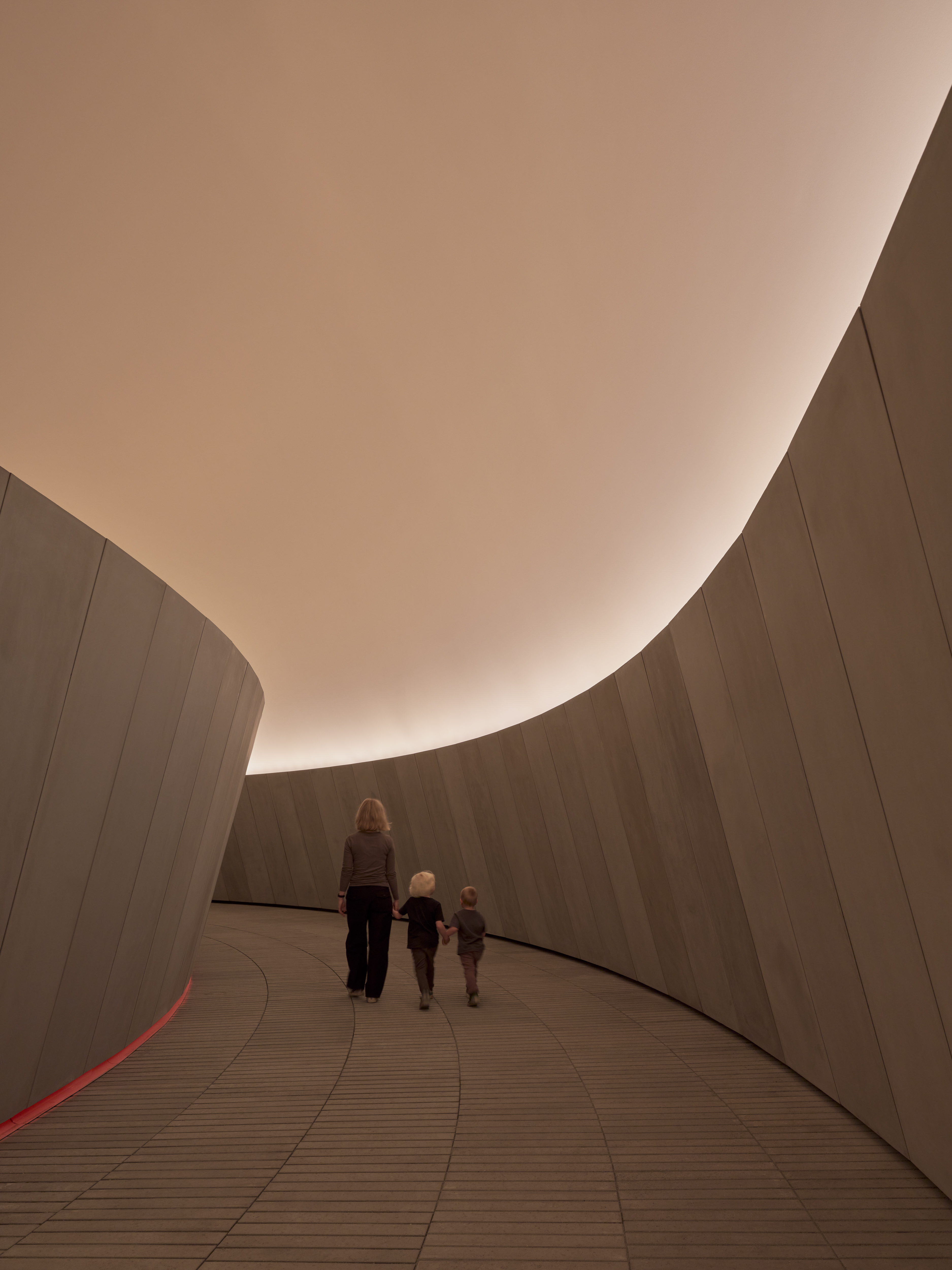 inside skyscape by james turrell