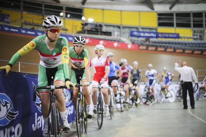 The Women line up for the scratch race.
