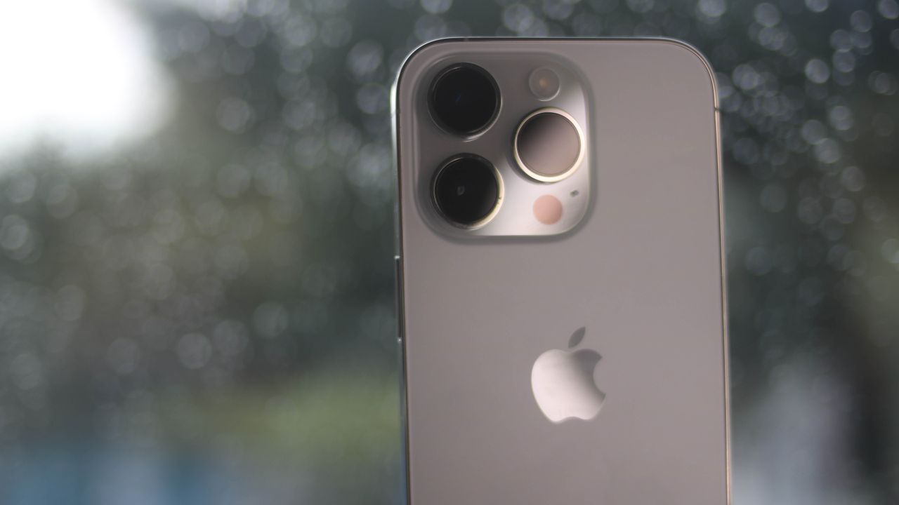 iPhone 14