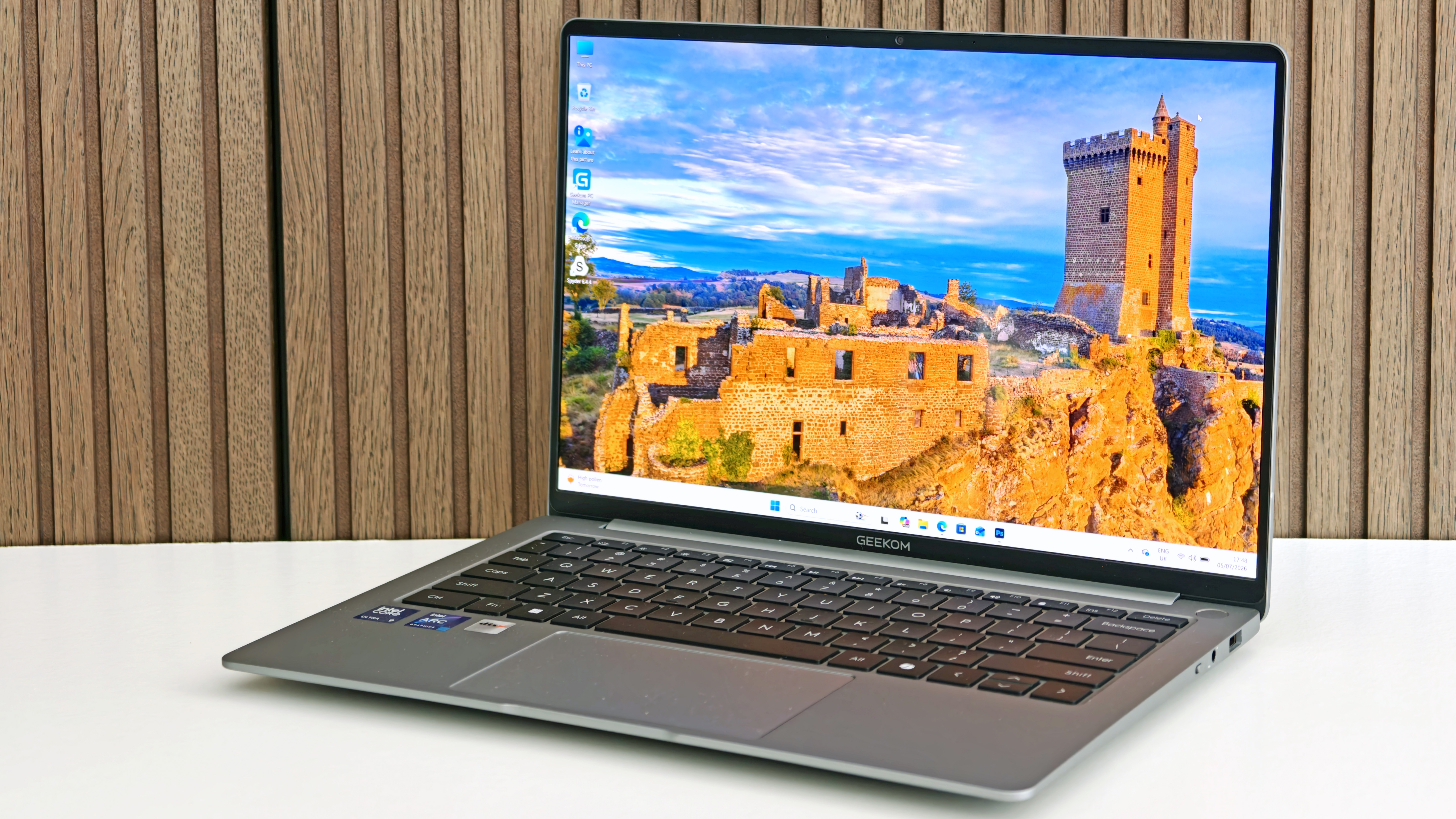 Geekom GeekBook X14 Pro