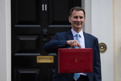 Jeremy Hunt holding the red box