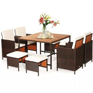 An outdoor dining set