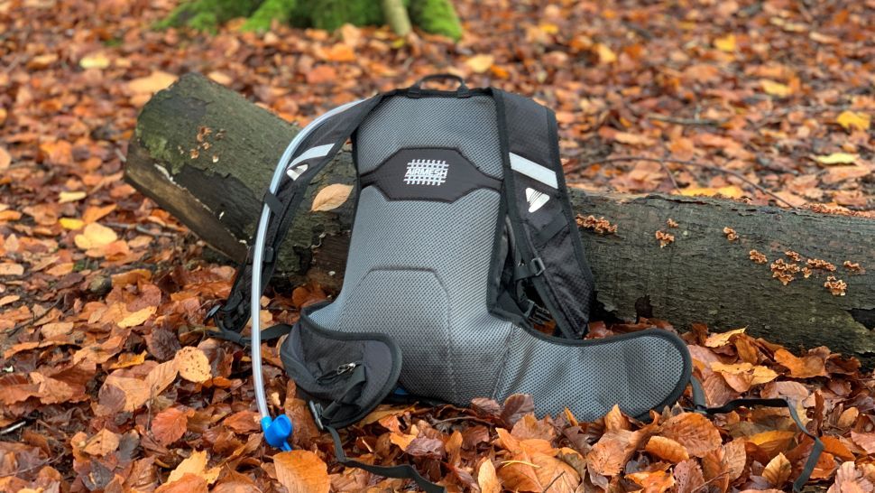 The best hydration packs onthego refuelling for your runs Advnture