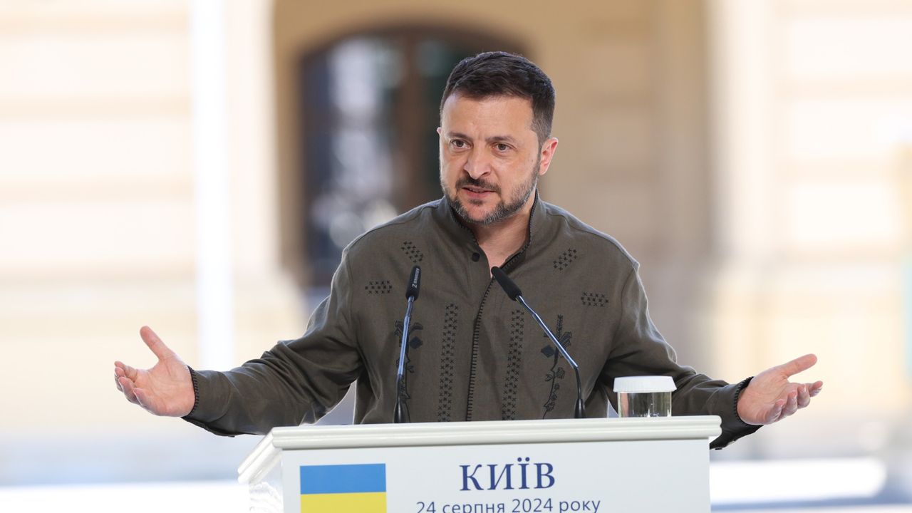 President Zelenskyy in Kyiv on the 33rd anniversary of the independence of Ukraine