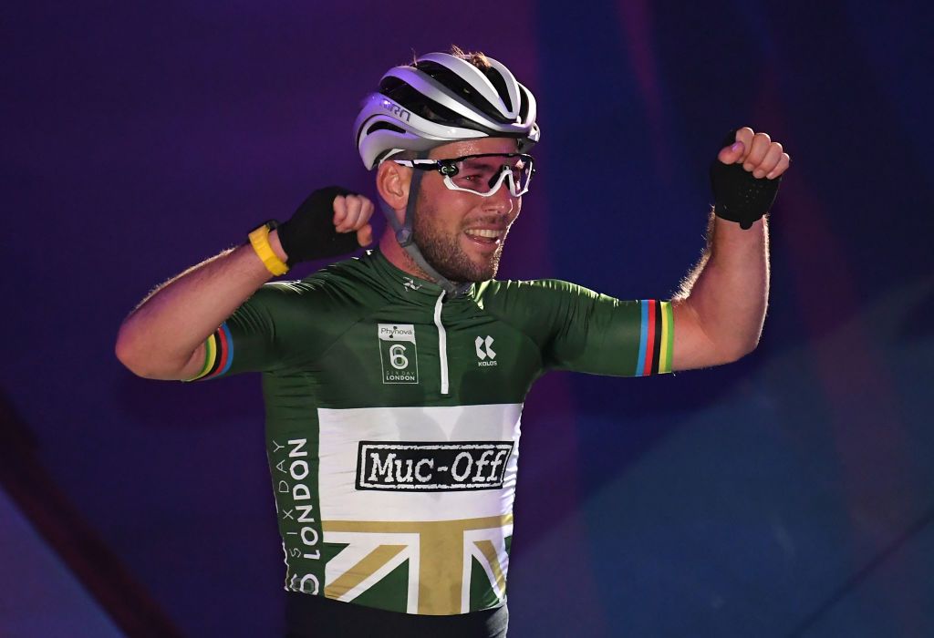 Britain&#039;s Mark Cavendish celebrates winning the Team Elimination Race on day 3 of the 2019 Six Day London