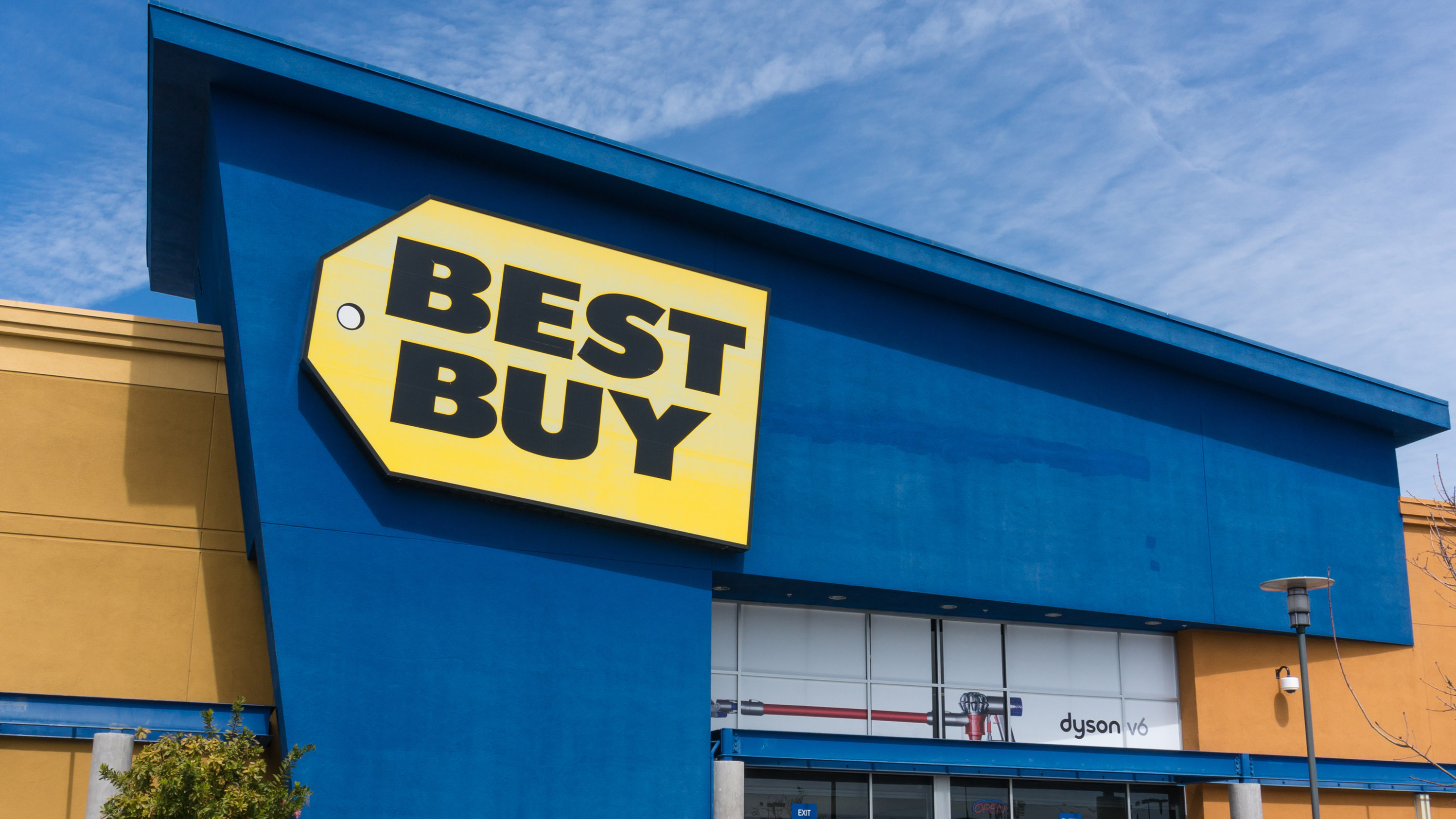 Best Buy store front