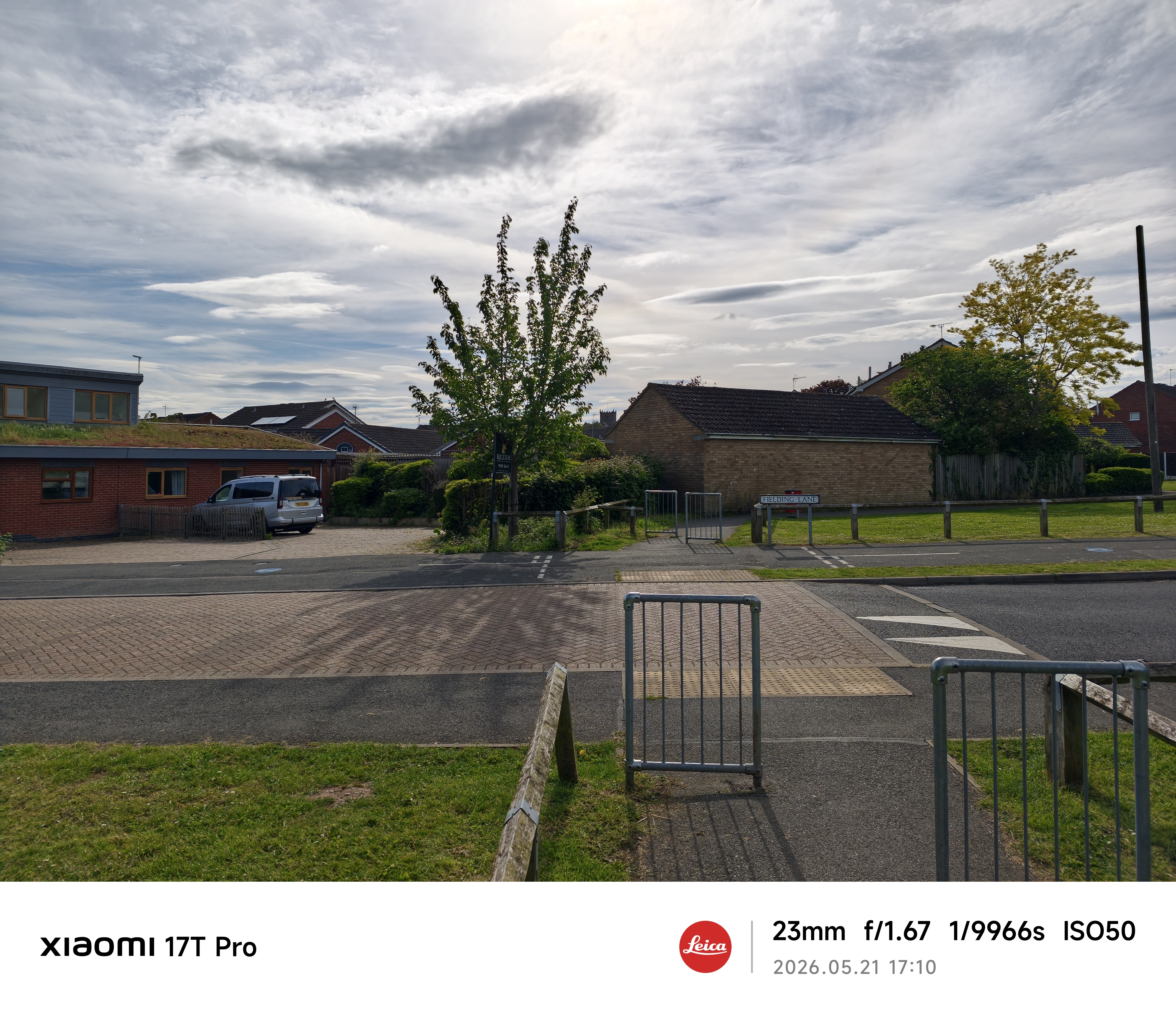Sample photos from the Xiaomi 17 Pro cameras
