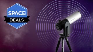 The Unistellar eVscope 2 on a Space.com background.