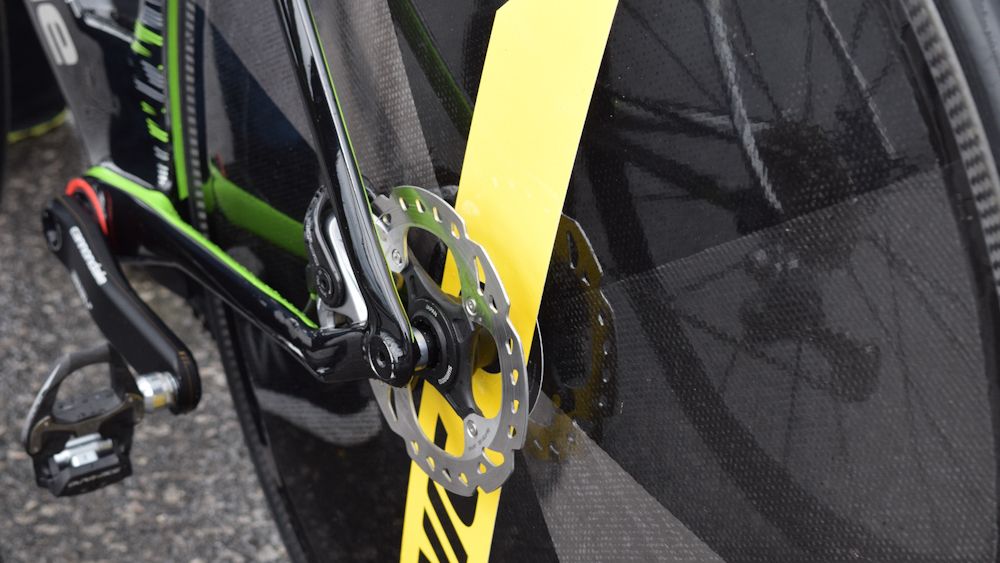 Simon Clarke of Cannondale-Drapac raced the prologue on a disc brake equipped Cannondale